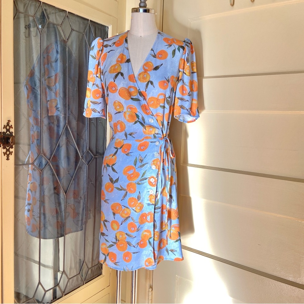 $230 Rouje Gabinette Wrap Button Dress in Clementine - Picture 3 of 10